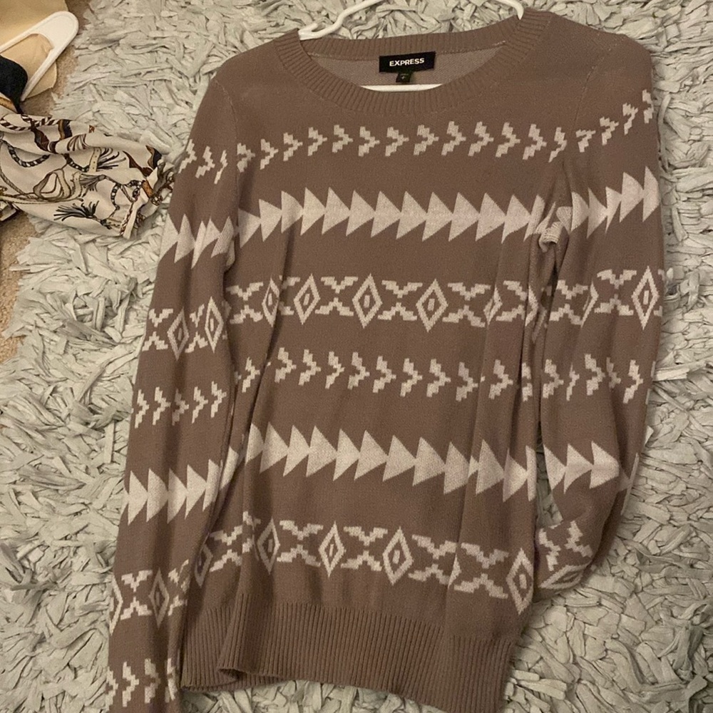 EXCELLENT Condition✨Sweater
